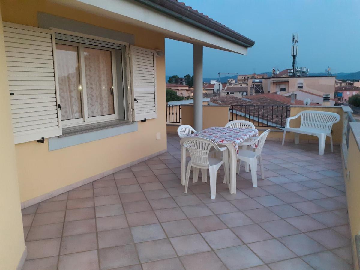 Casa Anna 24 Apartment Olbia Ngoại thất bức ảnh